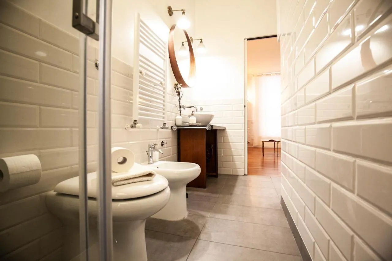 Lovely And Modern Flat Near The Colosseum Řím