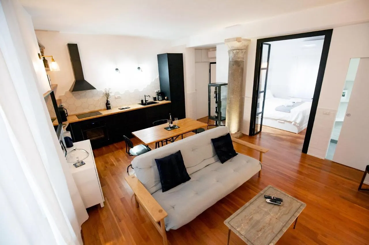 Lovely And Modern Flat Near The Colosseum Rome 0*,